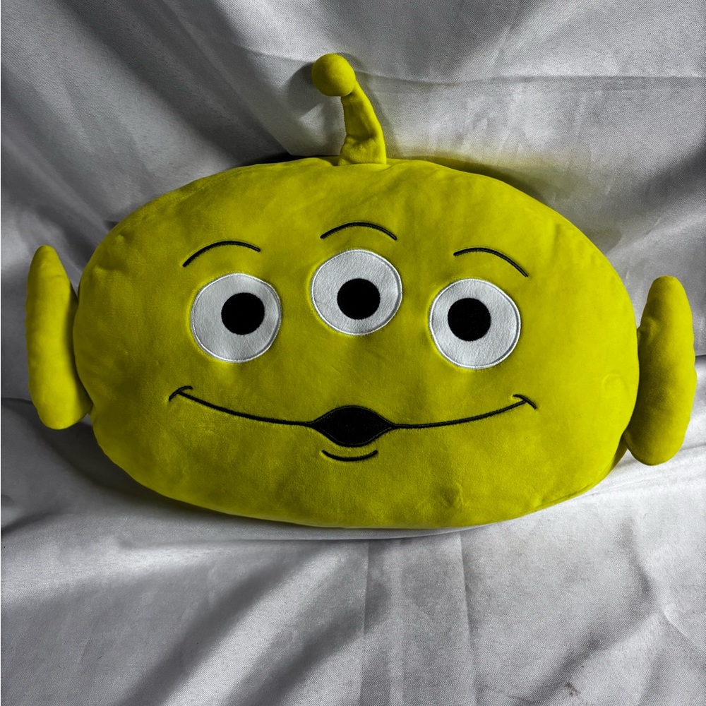 Adorable Yellow‎ Three-Eyed Alien Plush Toy